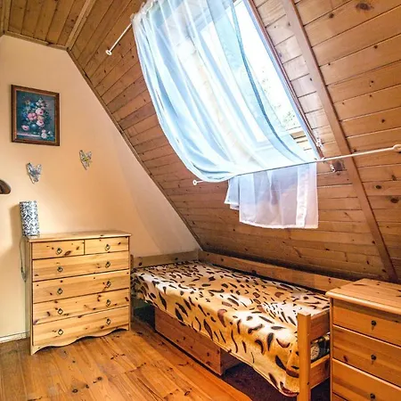 2 Bedroom Amazing In 鲁比亚托沃