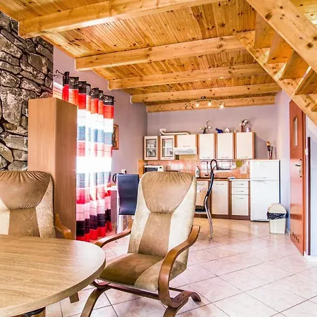 Holiday home 2 Bedroom Amazing In Lubiatowo