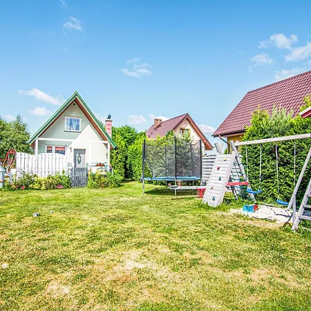 Holiday home 2 Bedroom Amazing In Lubiatowo