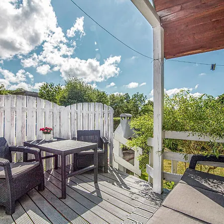 Awesome Home In Lubiatowo With Wifi Dom wakacyjny Lubiatowo (Pomerania)